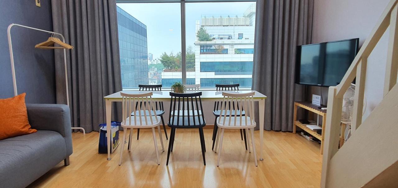 Jsm Studio Hongdae Сеул Екстер'єр фото